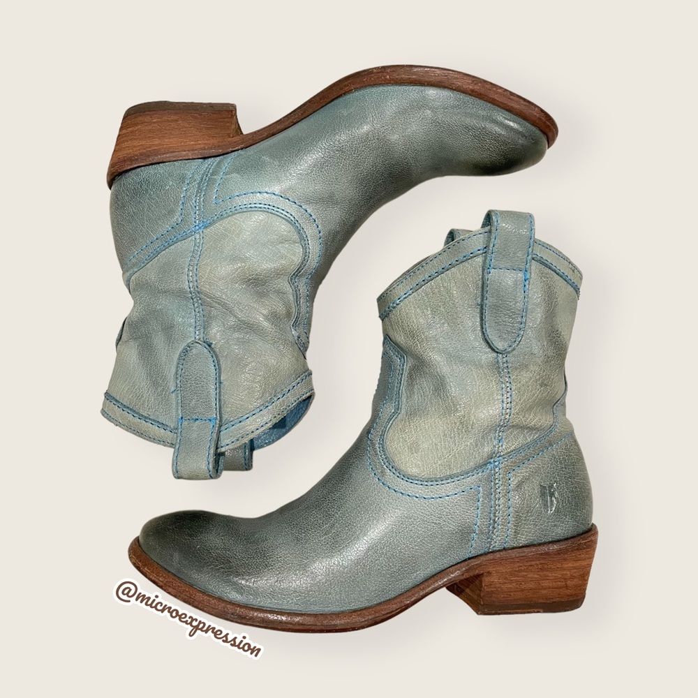 RARE Frye Carson Pull On Blue Leather Southern/Western Low Heel Cowgirl Boots - Picture 3 of 10
